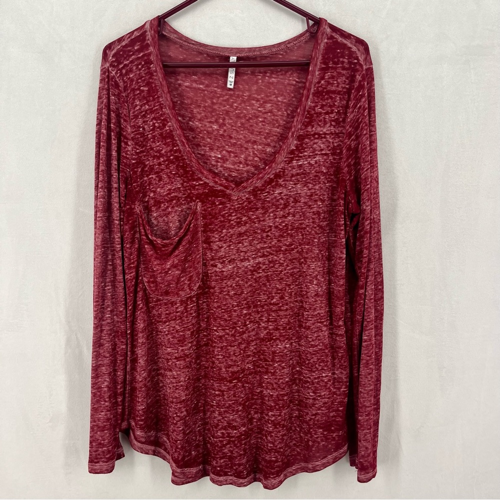 Z Supply women’s medium V-Neck long sleeve T-shirt red oversized top